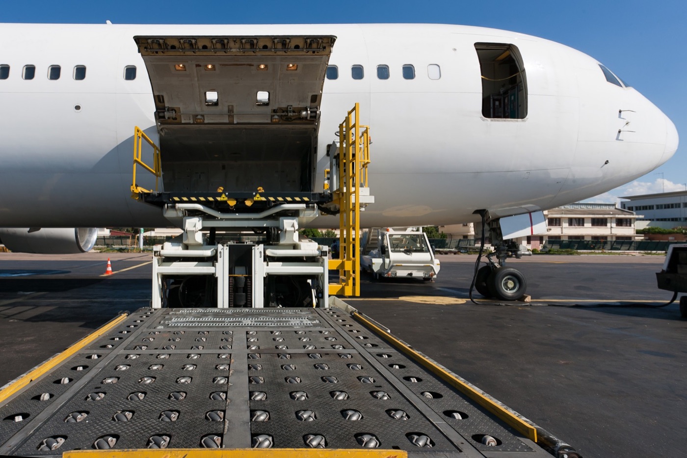 Air freight cargo for the UAE to China route